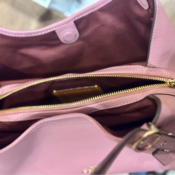 NWT Coach Erin Shoulder Bag CAQ86 in Pebble Leather Gold/ Penoy - Picture 6 of 7